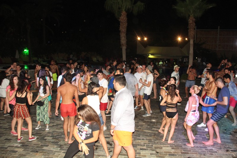 Lasgidi Beach Party